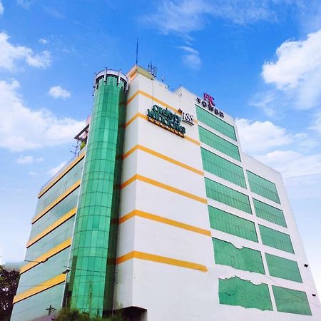 Greenwindows Hotel Davao City Extérieur photo
