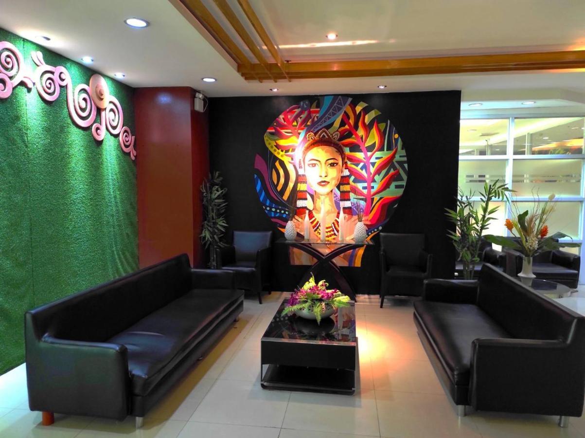 Greenwindows Hotel Davao City Extérieur photo