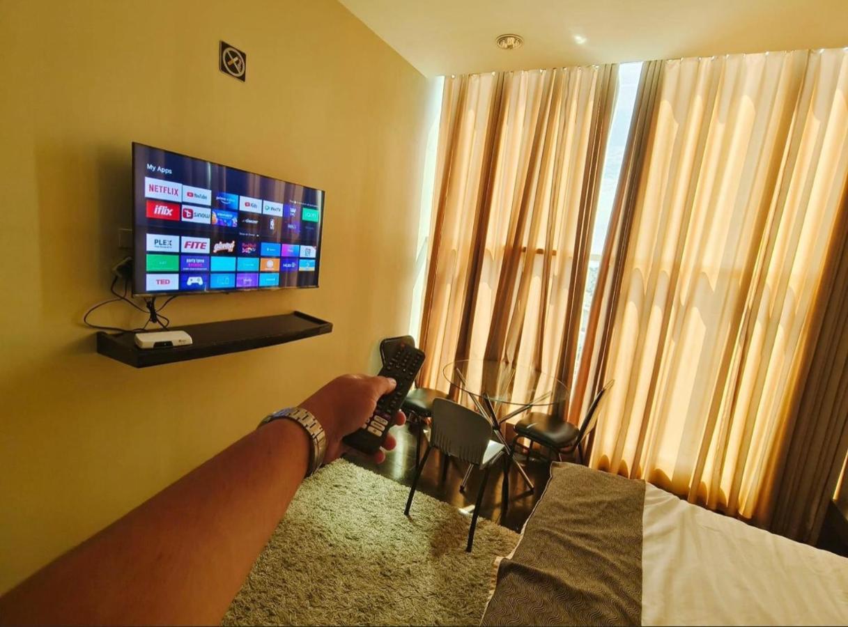 Greenwindows Hotel Davao City Extérieur photo